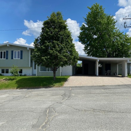 Maison située au 116 20e rue, Rouyn-Noranda - Propriétaire du 116